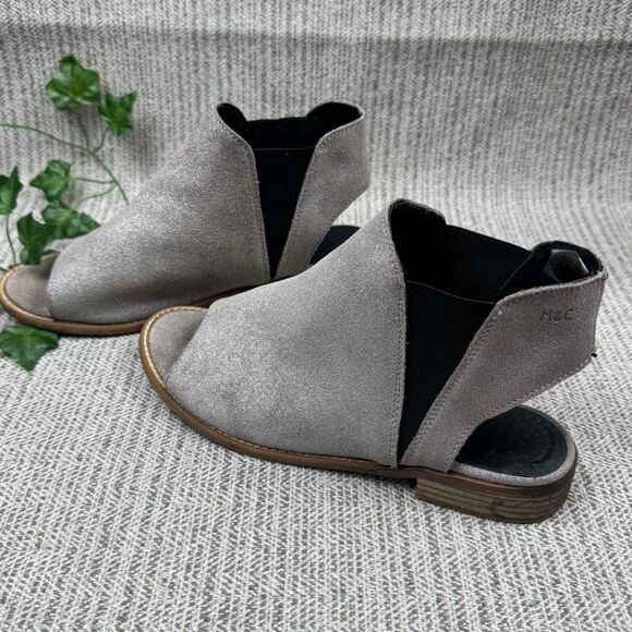 Musse & Cloud Women's EUR 38 US 7 Ciara Silver Glitter Metallic Bootie Sandals - Picture 3 of 8
